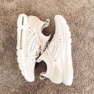 Under Armour HOVR™ IntelliKnit Running Shoes with Bluetooth Technology